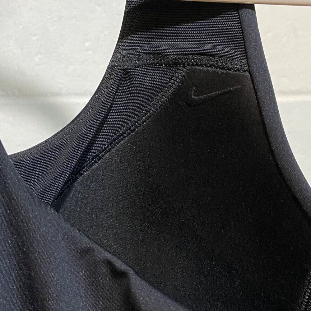 Nike Women's Swoosh Racerback Sports Bra Tank Medium Black Padded Workout NWT - Picture 5 of 11